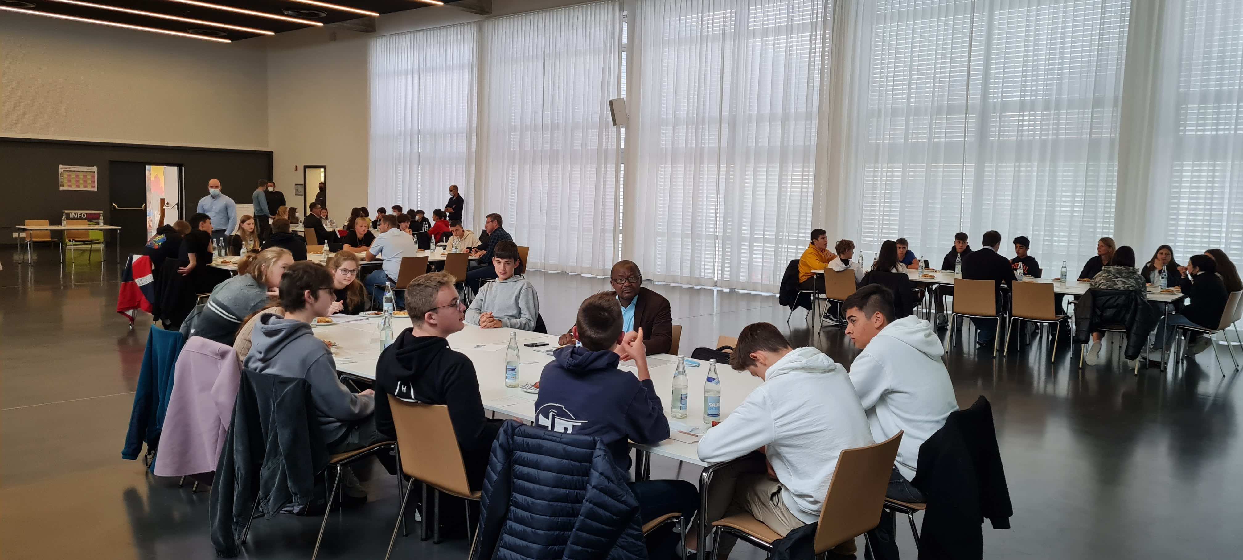 BM-Wahl Heubach Diskussion 2021.jpg