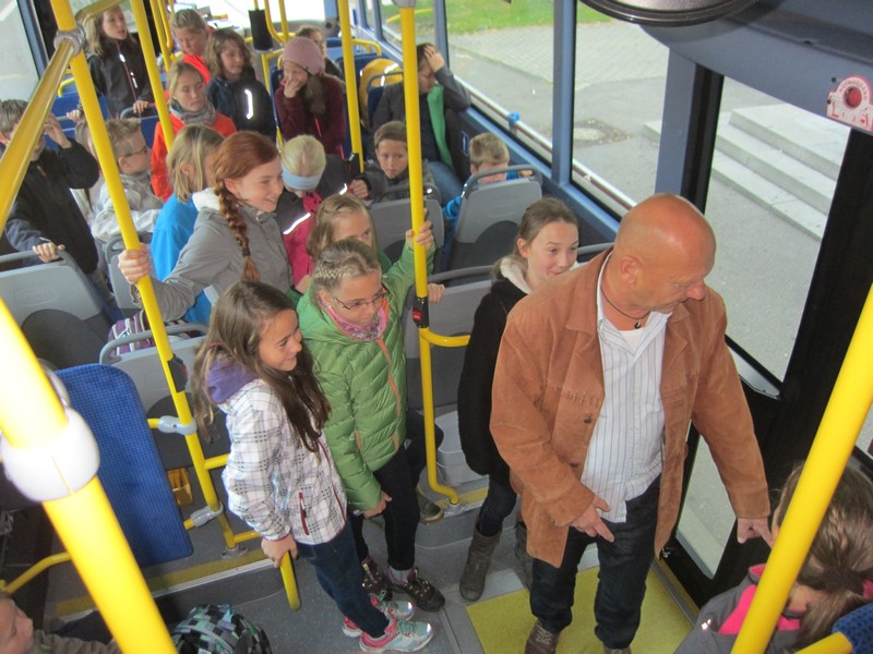 Bus14.jpg